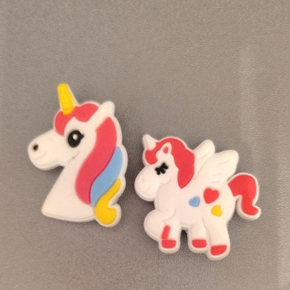 🆕2 Colorful Unicorn Shoe Charms